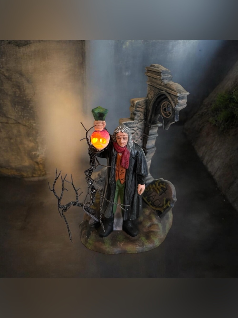 Department 56 Dickens Village Jack of the Lantern All Hallows Eve #58561 tested